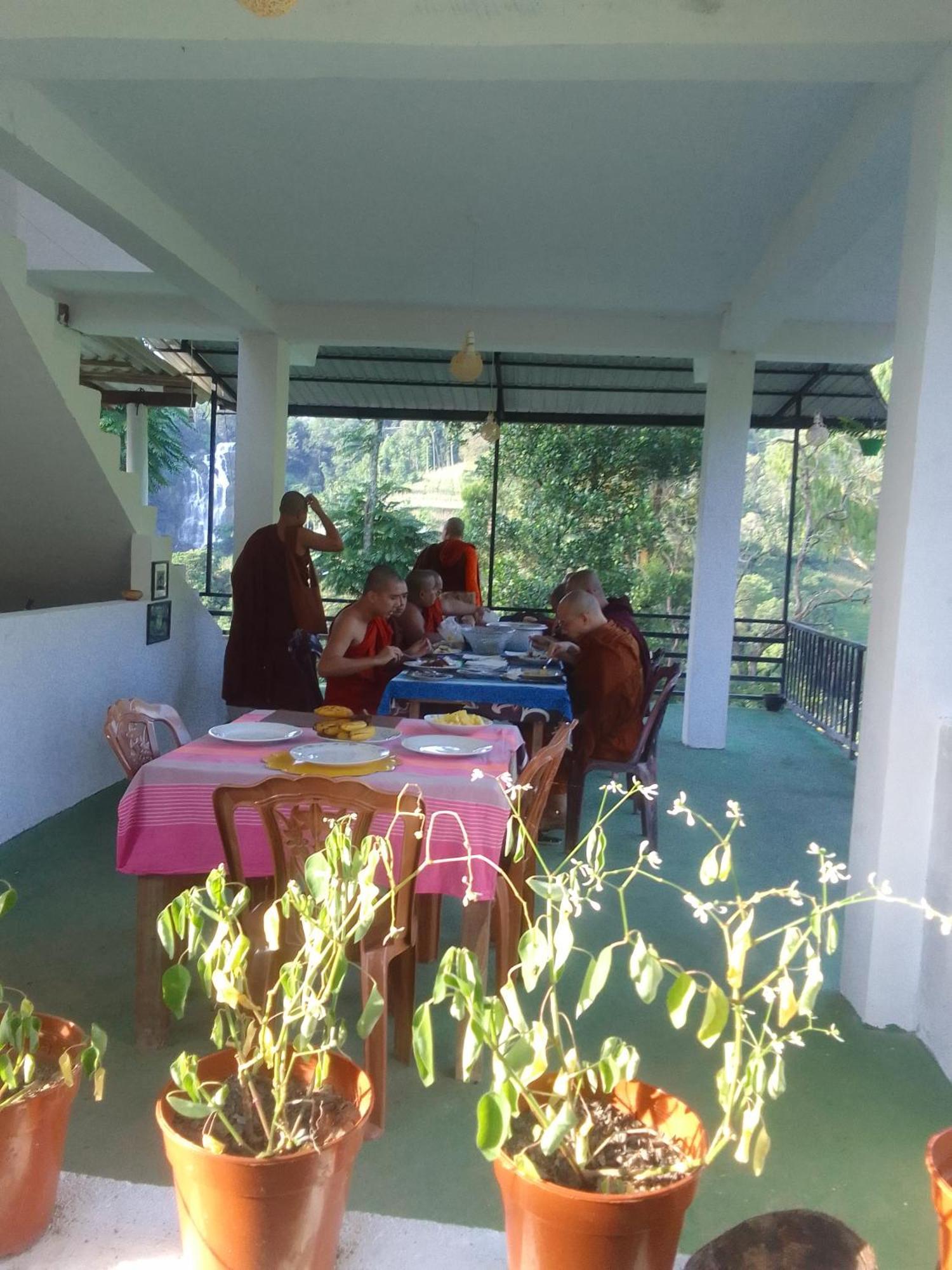 Nature'S Glow Home Stay And Restaurant 埃拉 外观 照片